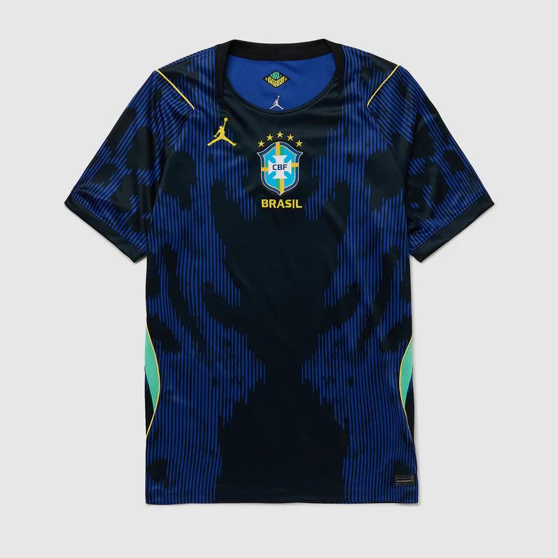 2 trikot met hose Lorin and Luca