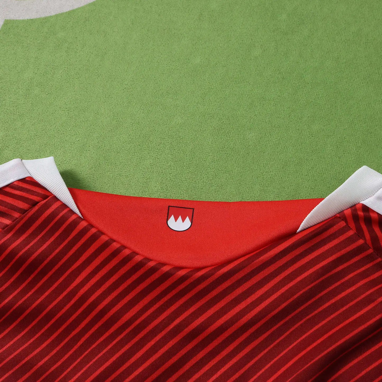1.FC Nürnberg 2027 Home Football Jersey