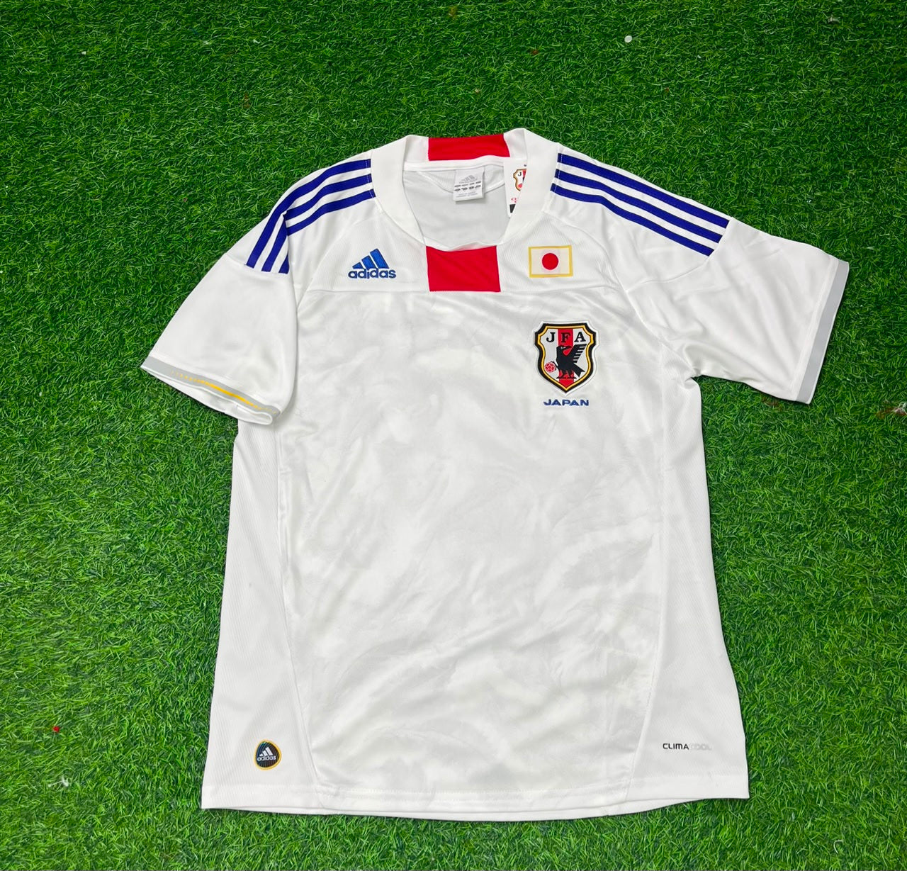 Daichi Kamada Japan White Retro Football Jersey Kit