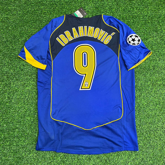 Juventus Zlatan Ibrahimovic 2004-2005 Blue Retro Jersey | Kit | Trikot | Maillot Soccer Kit Soccer Kit