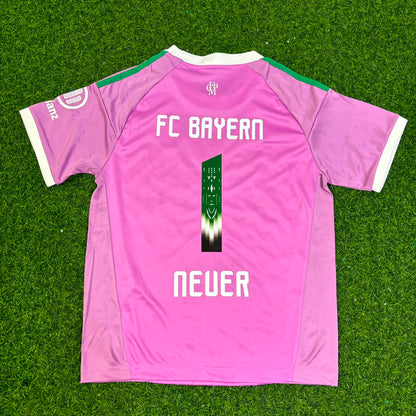 Manuel Neuer Bayern Munich Pink Goalkeeper Football Jersey