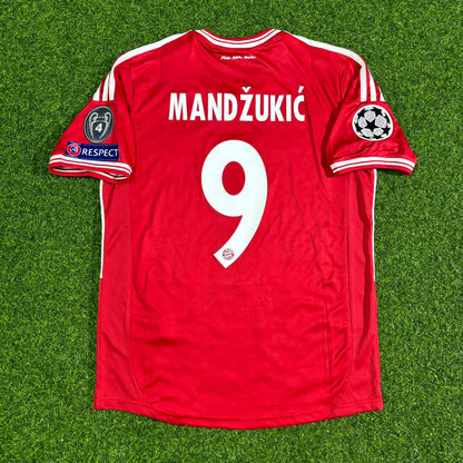 Mario Mandžukić #9 Bayern Munich 2013 Champions League Final Retro Football Jersey