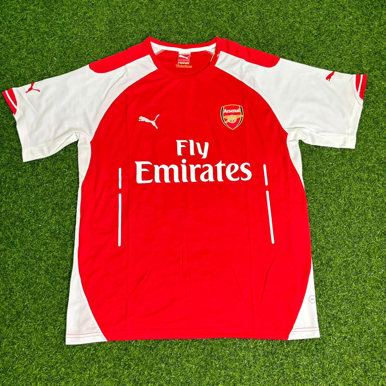 Mesut Özil Arsenal 2014/2015 Home Football Jersey Collection
