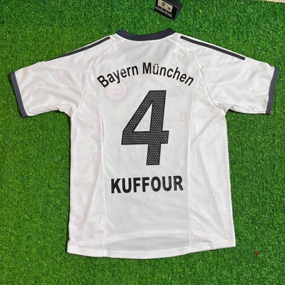 Bayern Munich 2002-2004 Samuel Kuffour Away White Retro Football Jersey