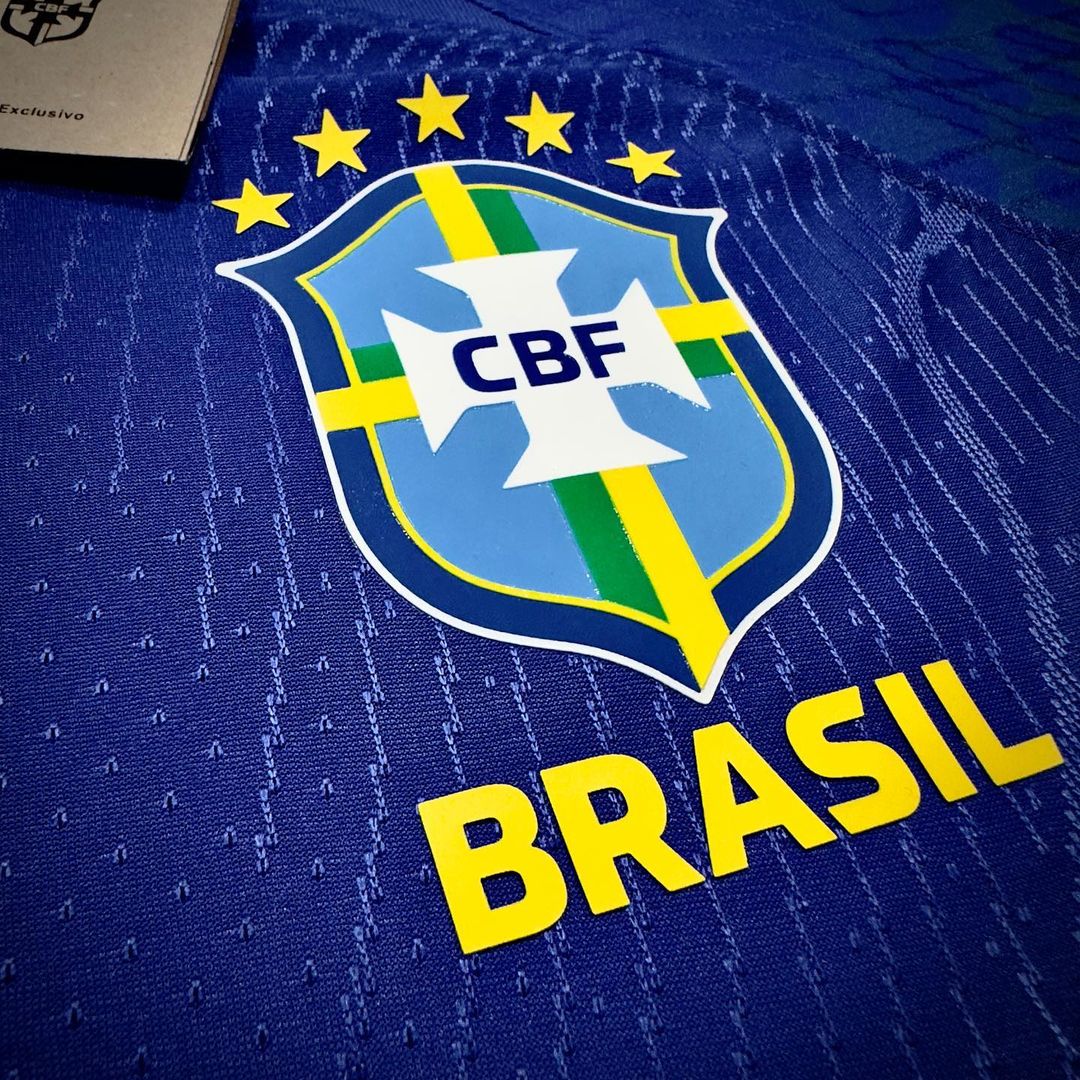 Brazil World Cup 2022 Thiago Silva Retro Football Jersey
