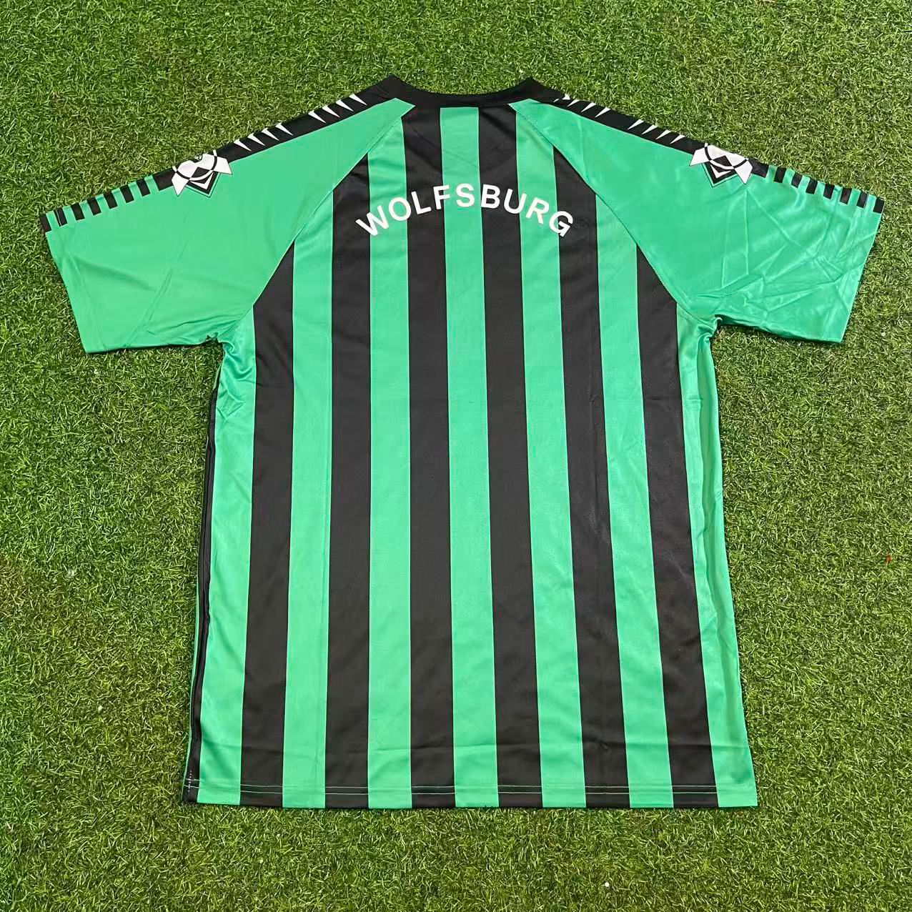 VfL Wolfsburg 1994/1995 Auswärtstrikot Retro Schwarz/Grün Jersey