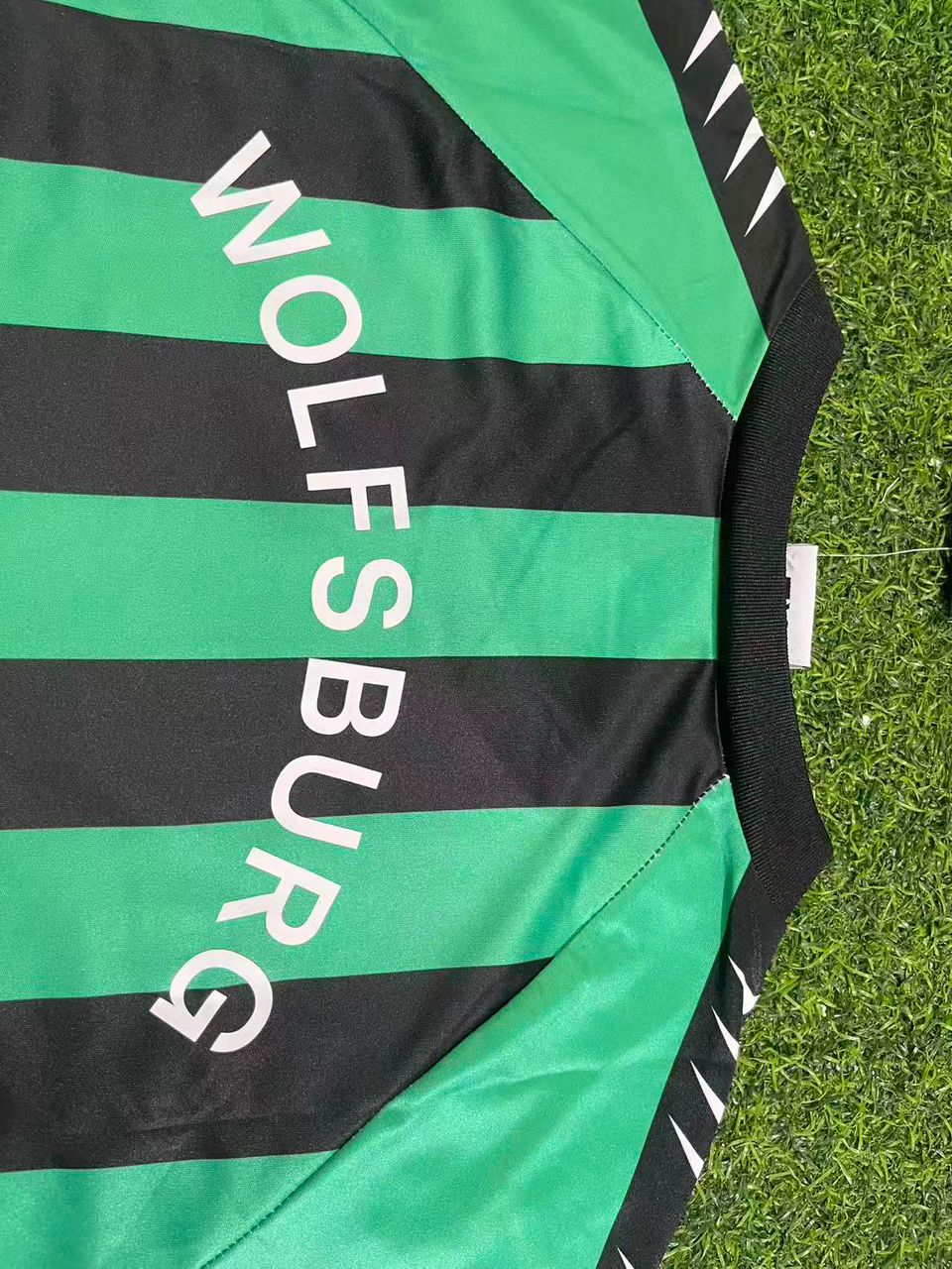 VfL Wolfsburg 1994/1995 Auswärtstrikot Retro Schwarz/Grün Jersey