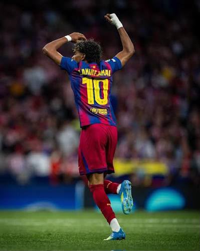 4 Trikot Yamal Mbappe Barca adeyemi ronaldo bickycle kick