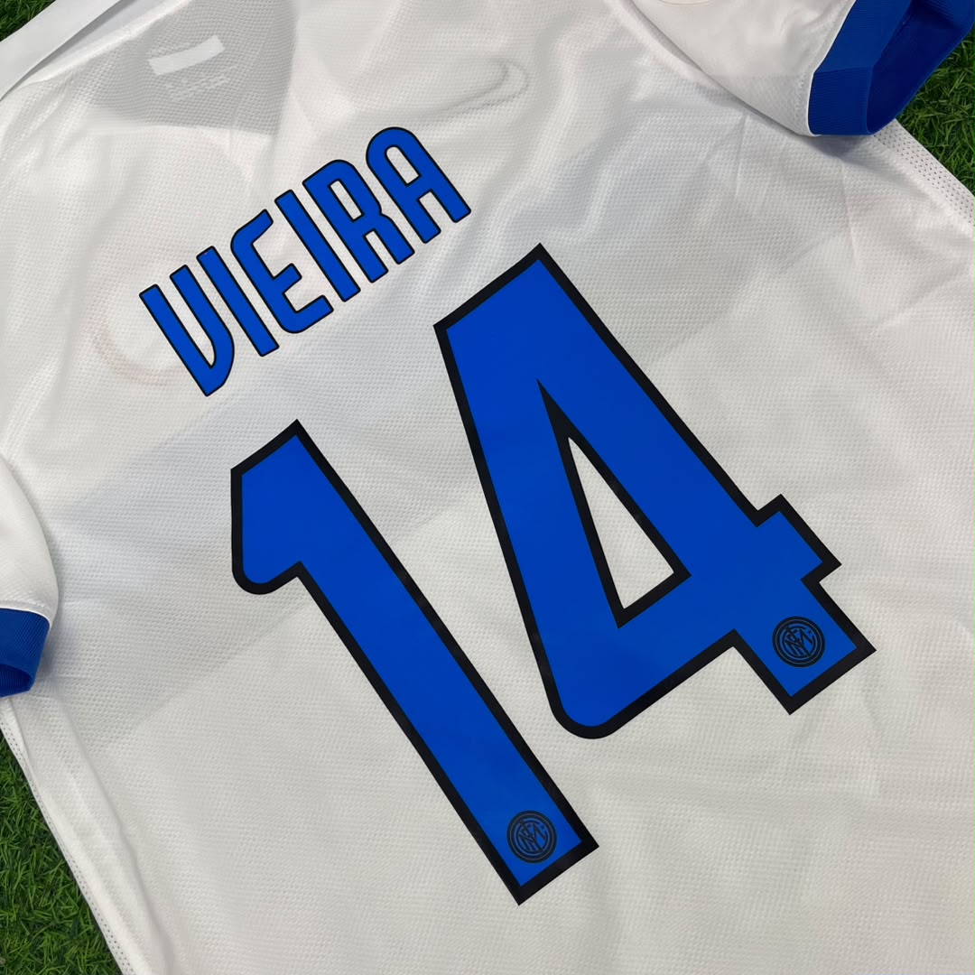 Patrick Vieira Inter 2009/2010 White Retro Football Jersey Kit