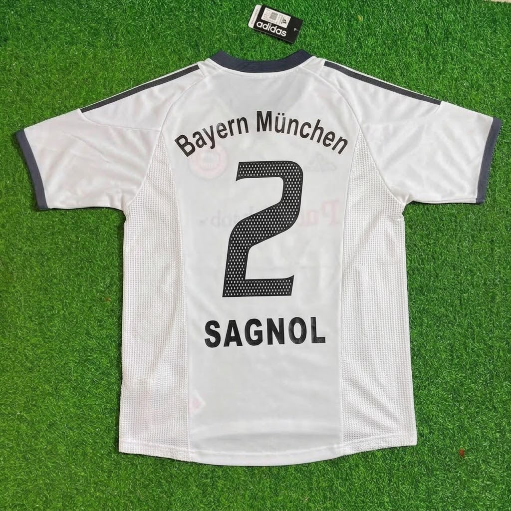 Bayern Munich 2002-2004 Willy Sagnol Away White Retro Football Jersey