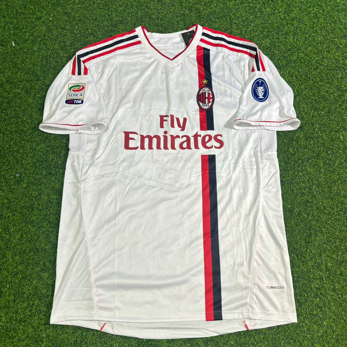 Milan 2011-2012 White Away Retro Football Jersey Kit
