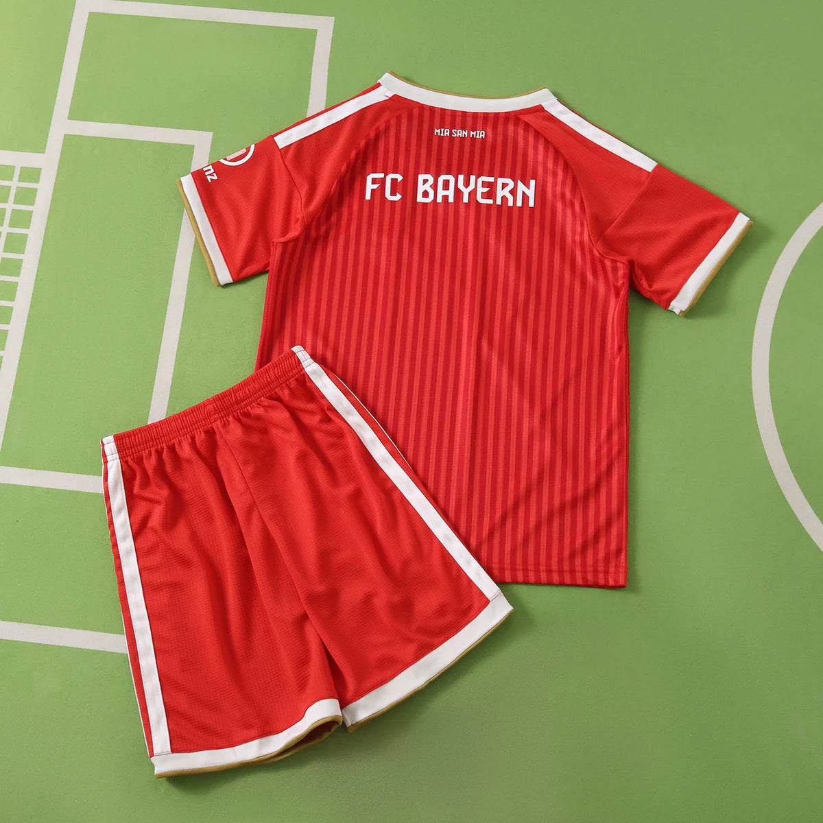 Bayern München 2027 Home Kids Football Jersey