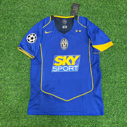 Adrian Mutu Juventus 2004 - 2005 Retro Football Jersey Kit