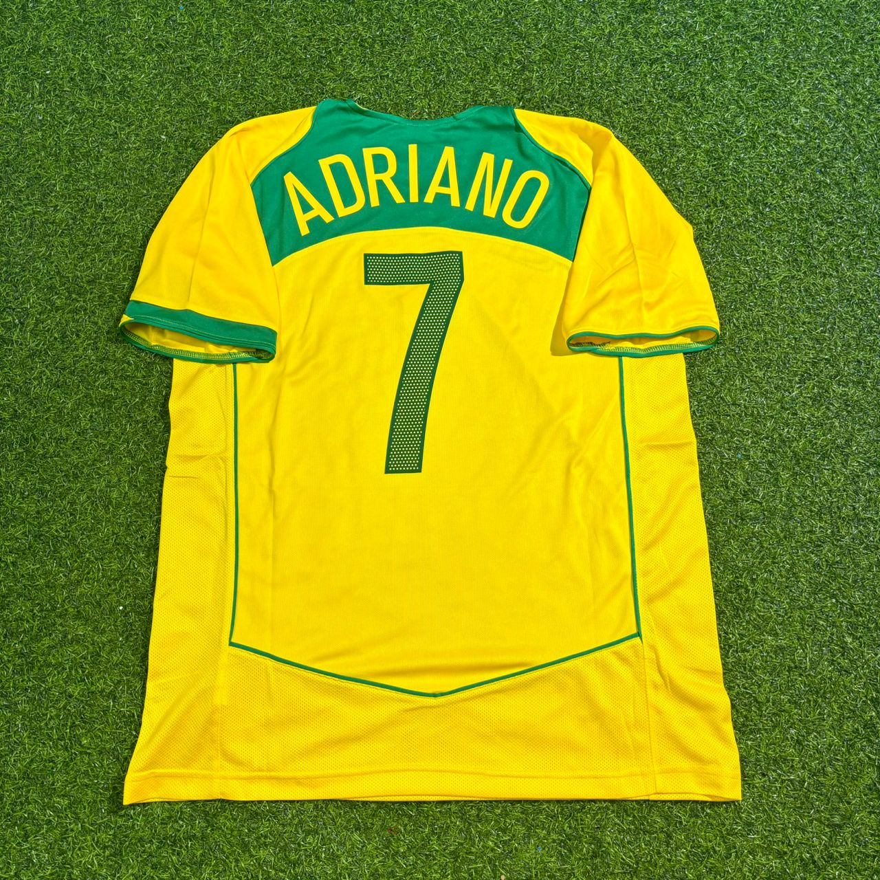 Adriano 7 Brazil 2004 2006 Retro Football Jersey Kit
