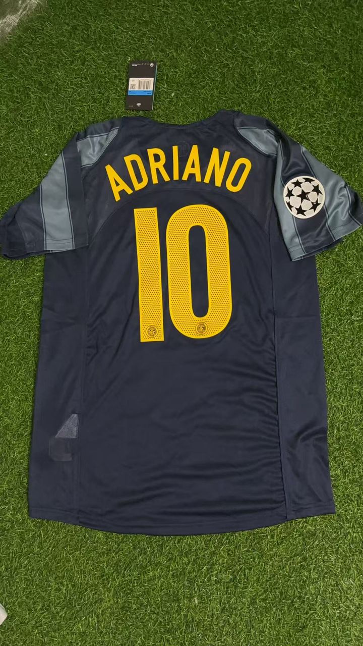 Adriano #10 Inter Milan 2004/05 Retro Football Jersey Kit