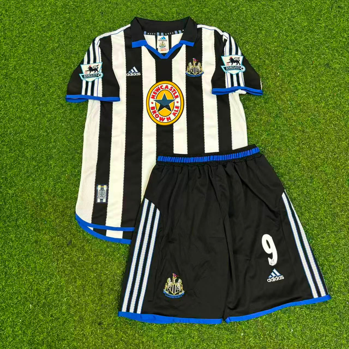Newcastle United Alan Shearer #9 Retro Kids Football Jersey