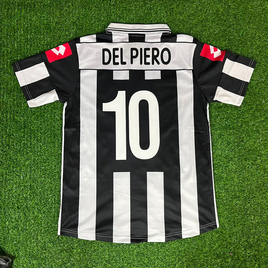 Alessandro Del Piero Juventus 2001 2002 Season Retro Football Jersey Kit