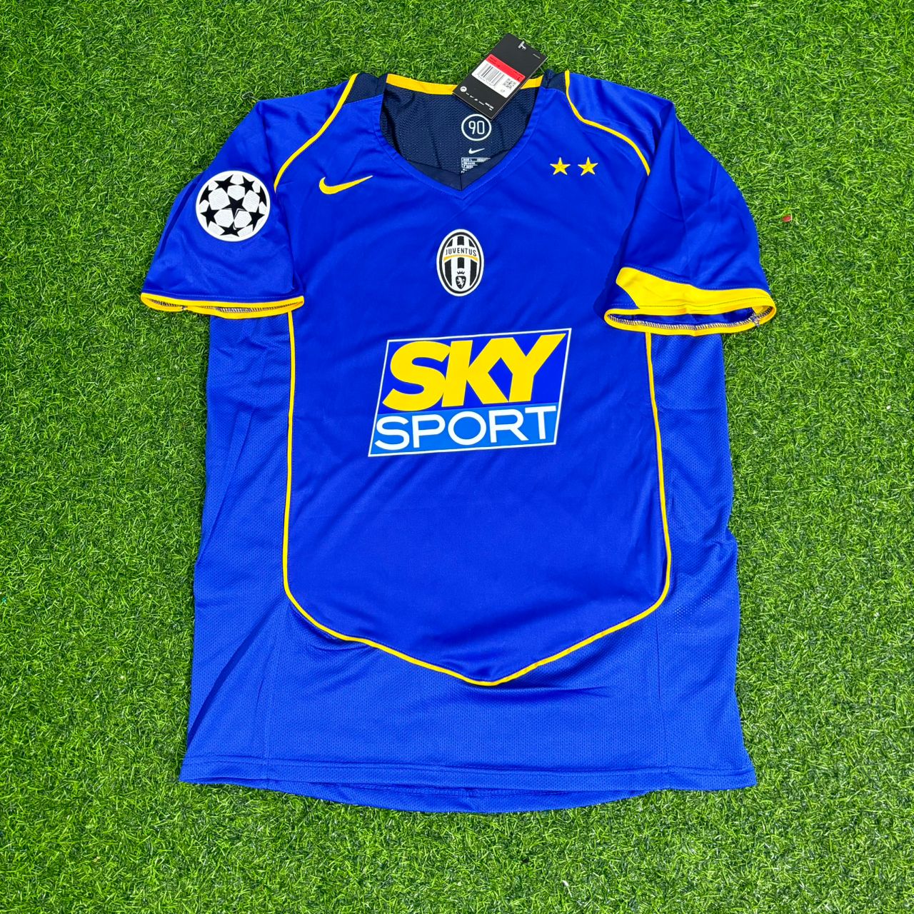 Andrea Pirlo Juventus Blue Retro Football Jersey Kit