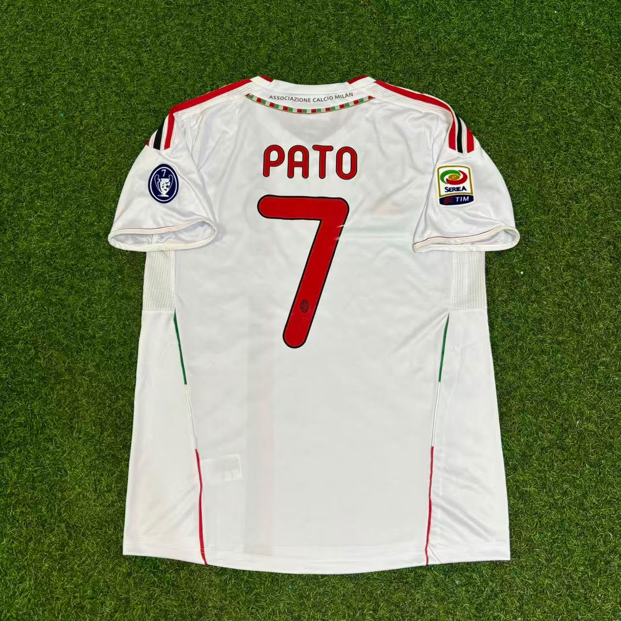 Alexandre Pato #7 Milan 2011-2012 White Away Retro Football Jersey Kit