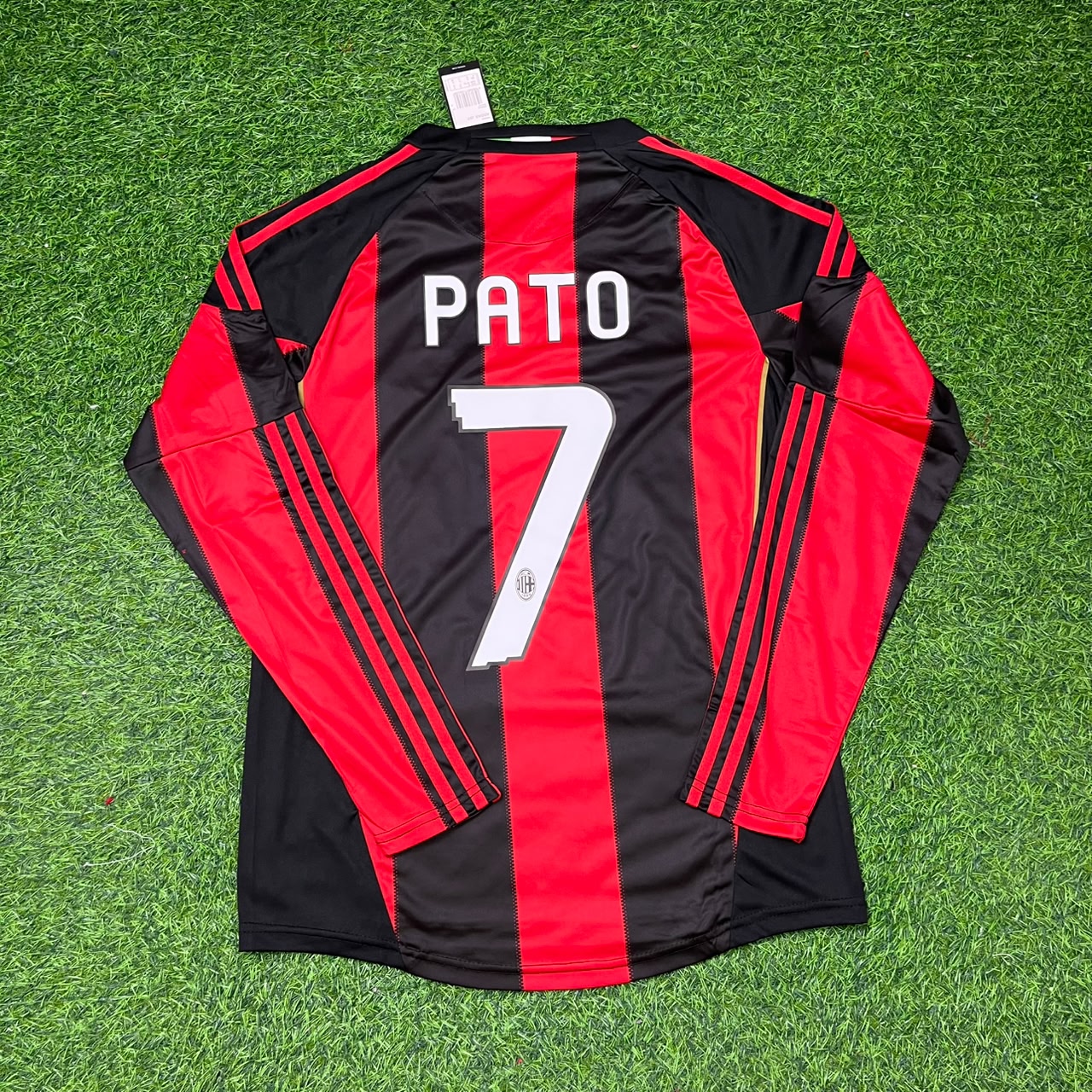 Alexandre Pato AC Milan 2010-2011 Home Long Sleeve Retro Football Jersey Kit