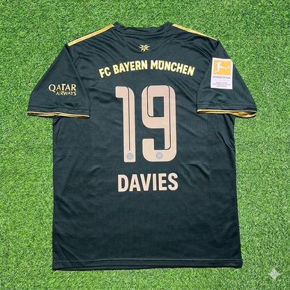 Alphonso Davies #19 Bayern Munich 2021 2022 Oktoberfest Special Edition Football Jersey