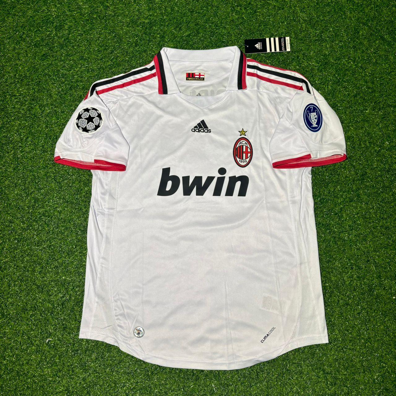 Andrea Pirlo Milan 2009 2010 Season White Retro Football Jersey