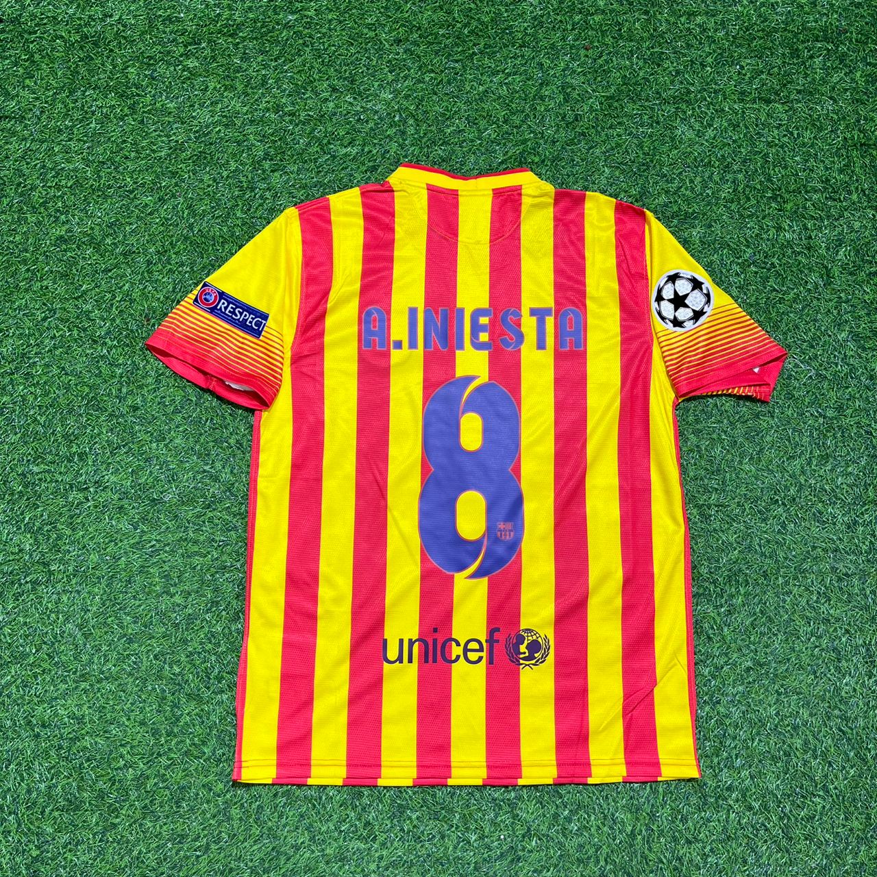 Barcelona Andres Iniesta 8 - 2013/2014 Yellow Red Retro Football Jersey