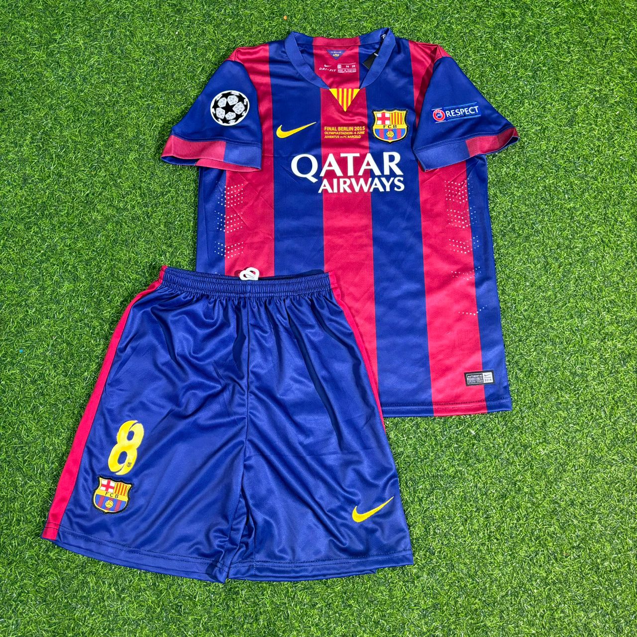 Andres Iniesta #8 Barcelona 2015 Champions League Final Kids Retro Football Jersey