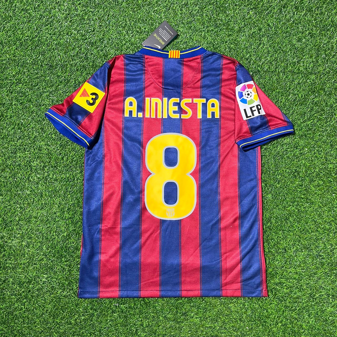 Andres Iniesta 8 - Barcelona Home 2009/2010 Retro Football Jersey Kit