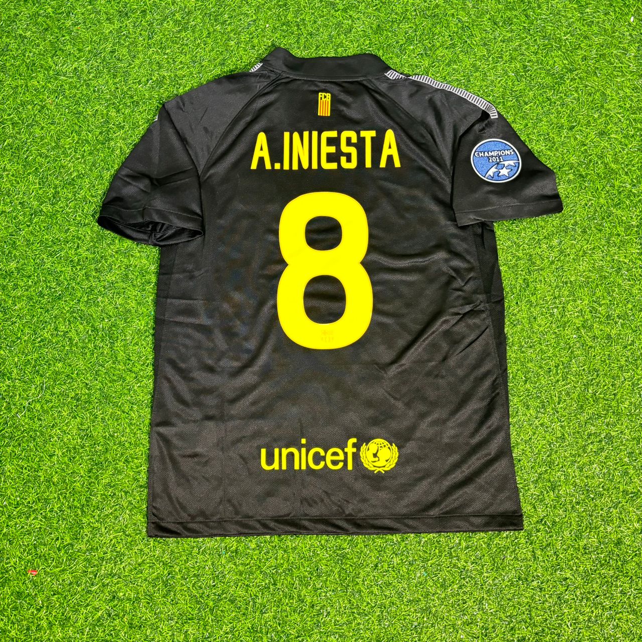 Andres Iniesta Black Barcelona 2011/12 Retro Kit Shirt Football Jersey