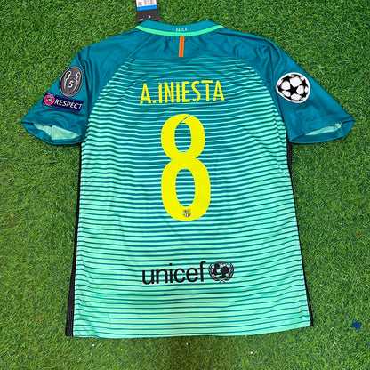 Barcelona Andrés Iniesta #8 2016/17 Away Retro Football Jersey