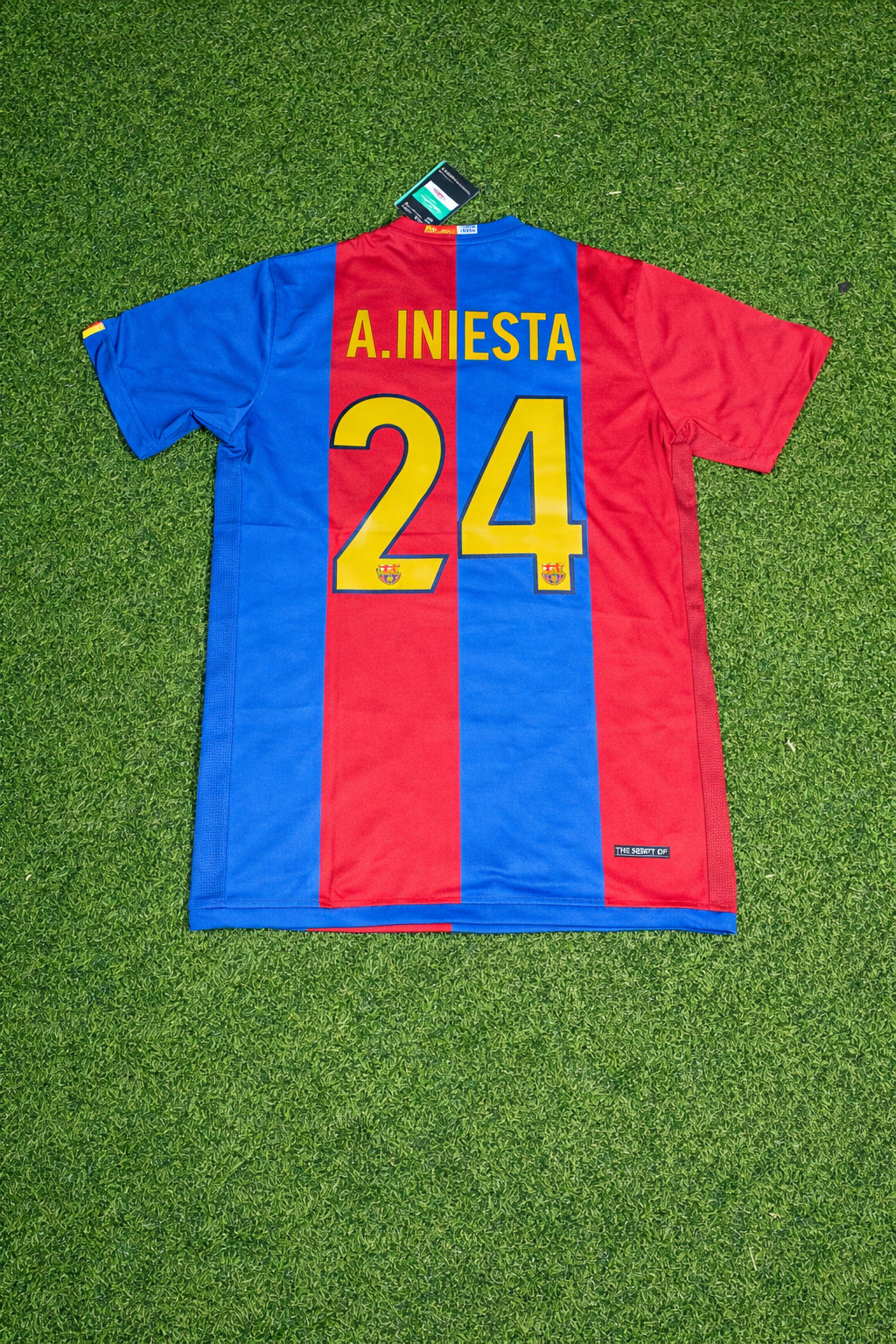 Andres Iniesta Barcelona 2006/2007 Home Retro Football Jersey Kit