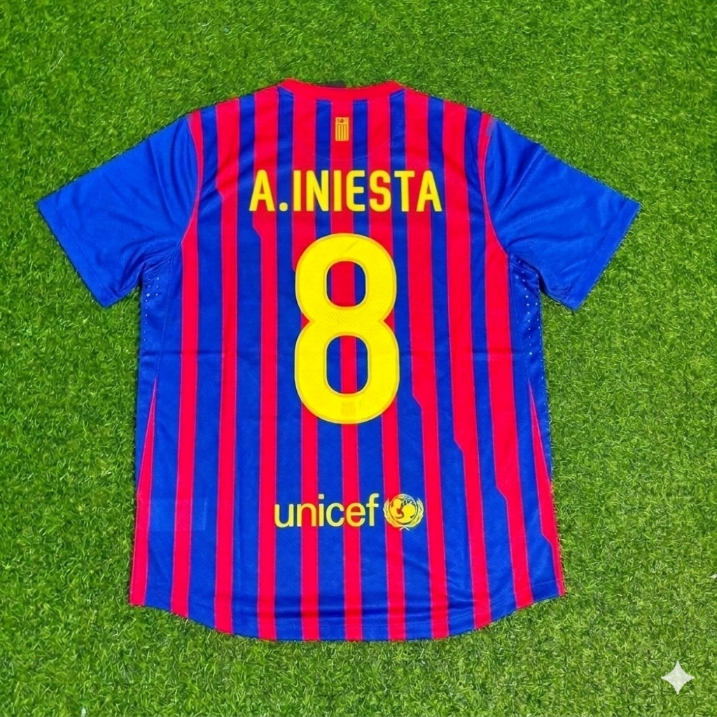 Andres Iniesta Barcelona 2011/2012 Retro Home Football Jersey Kit