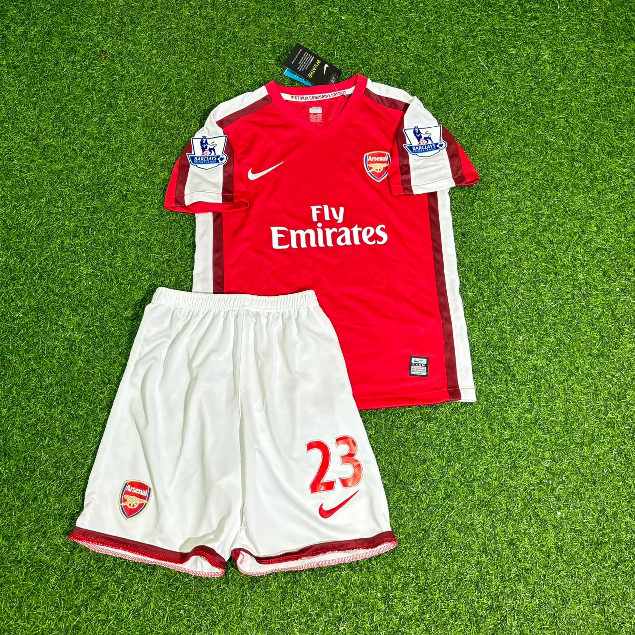 Andrey Arshavin Arsenal 2009/2010 Retro Kids Football Jersey Collection