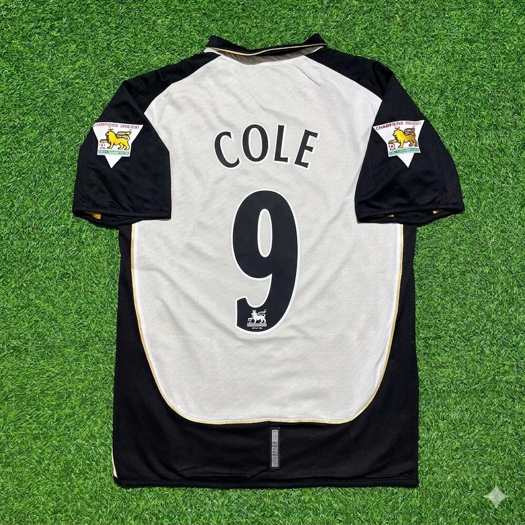 Andrew Cole #9 Manchester United 2001-2002 Reversible Retro Football Jersey
