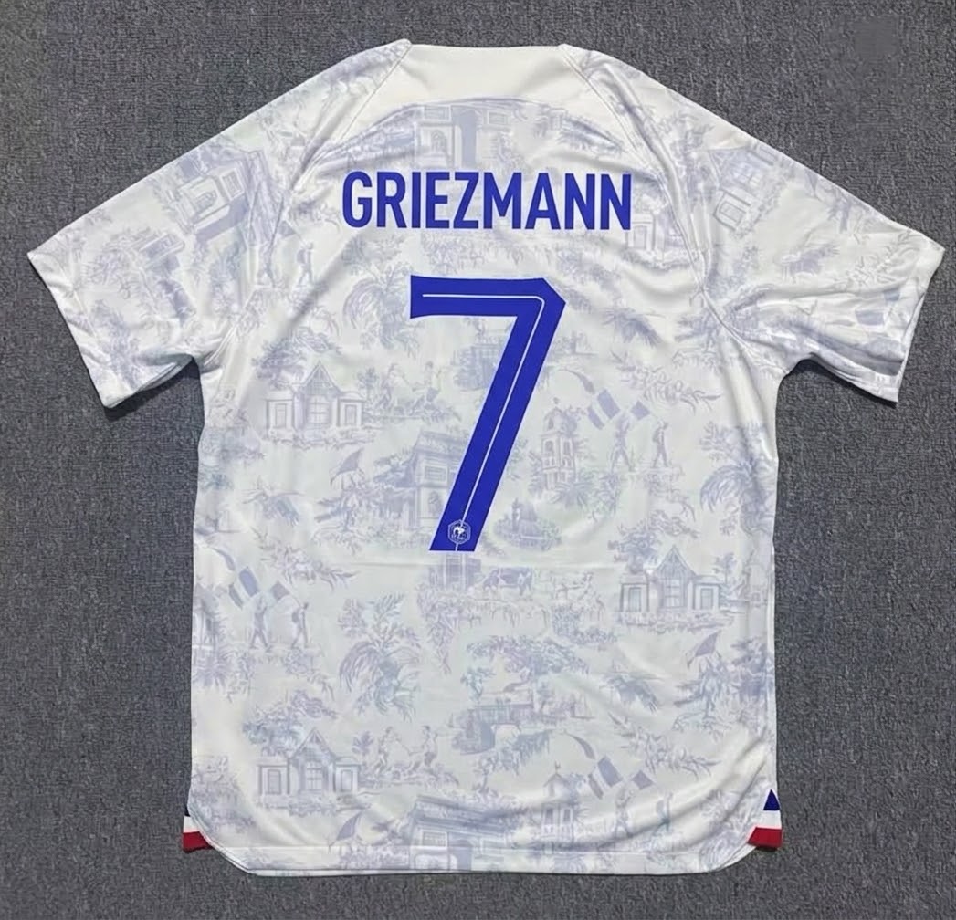 France World Cup 2022 Antoine Griezmann #7 Away Retro Football Jersey