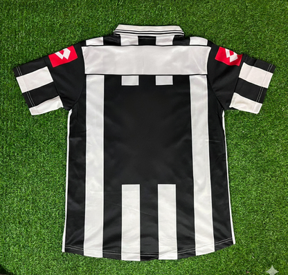 Juventus 2001 2002 Season Retro Football Jersey