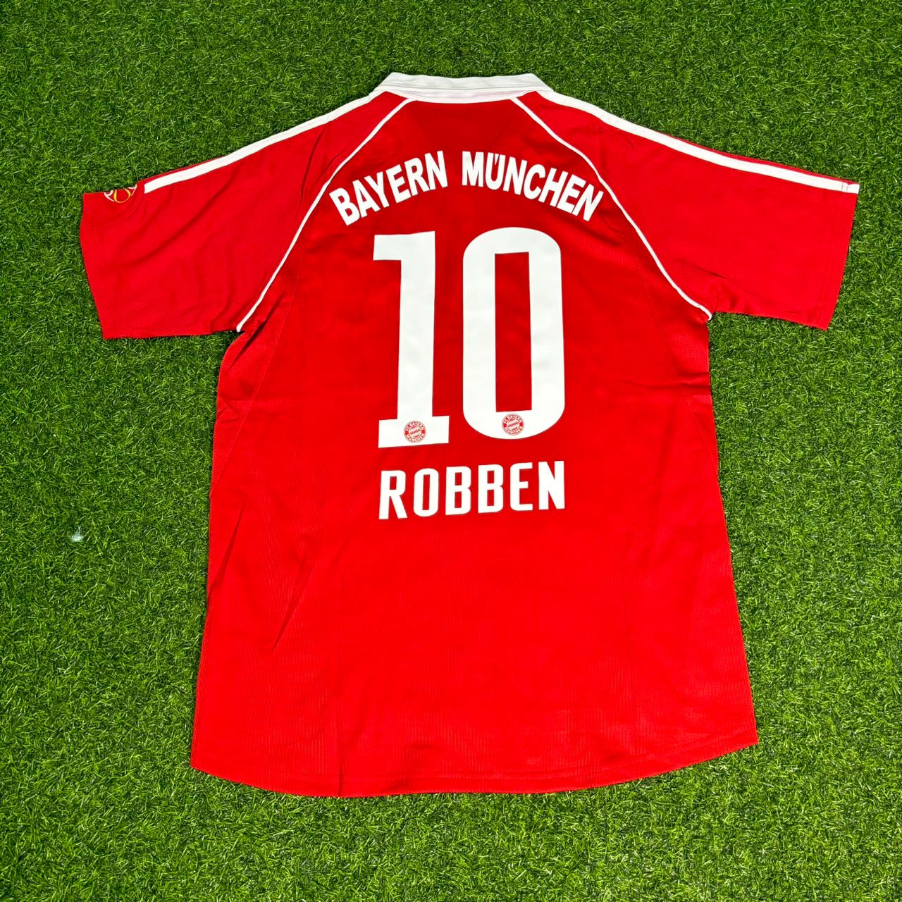 Arjen Robben #10 Bayern Munich Home Retro Football Jersey Kit