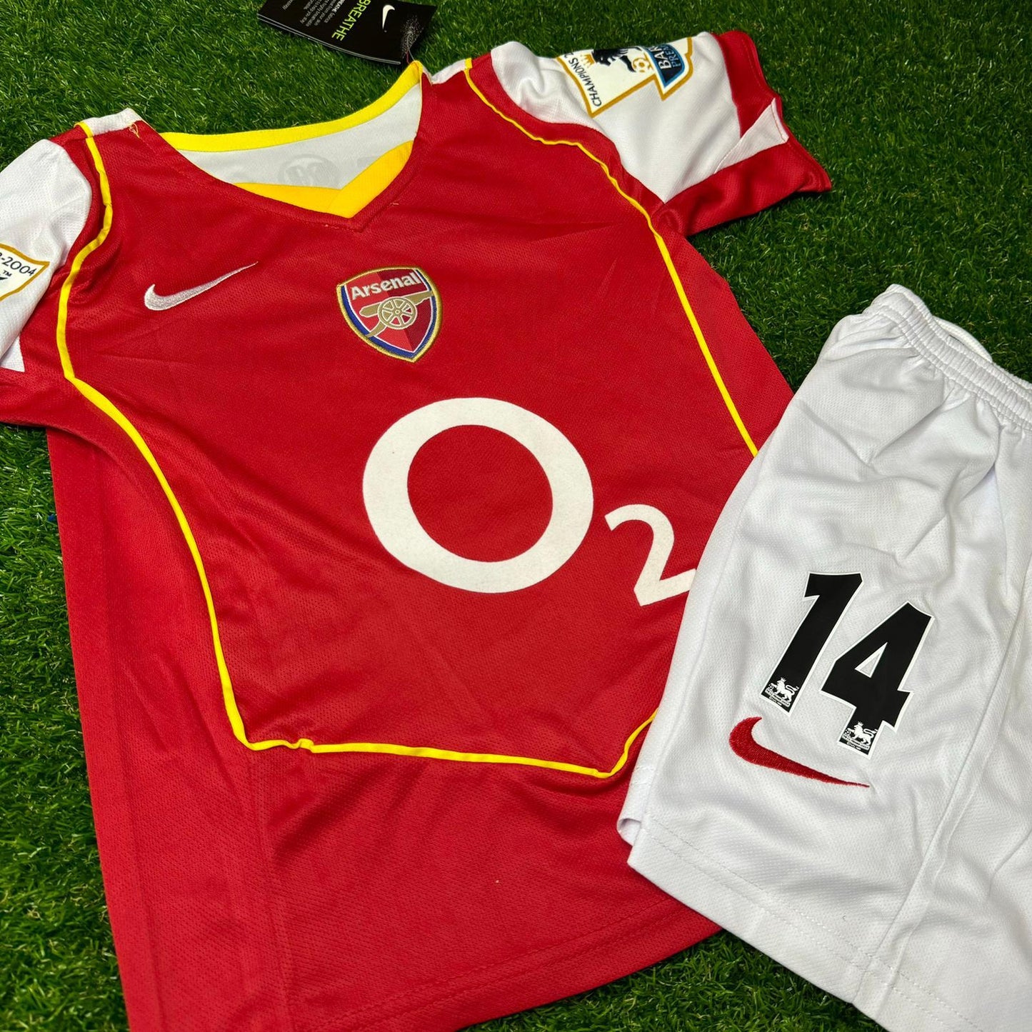 Thierry Henry Arsenal 2004/05 Home Kids Kit – Kit Jersey for Children – | KinderTrikot | Maillot Enfant