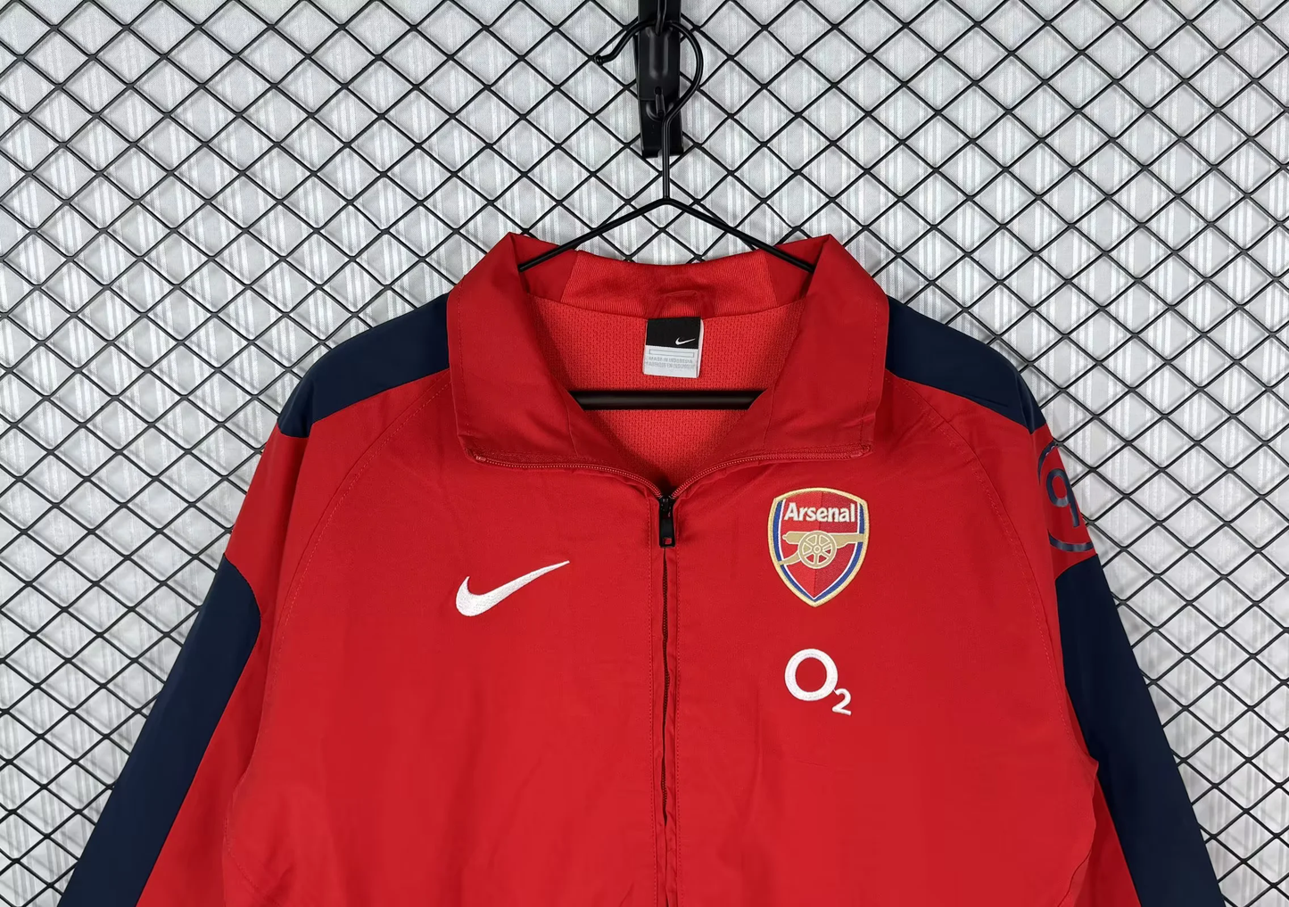 Arsenal 2004/2005 Red Retro Windbreaker Jacket Jersey
