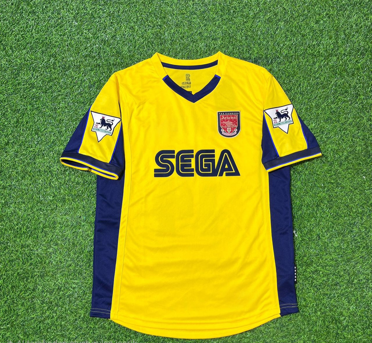 Arsenal FC 2000 Retro Football Jersey
