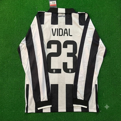 Arturo Vidal #23 Juventus 2014 2015 Retro Long Sleeve Football Jersey