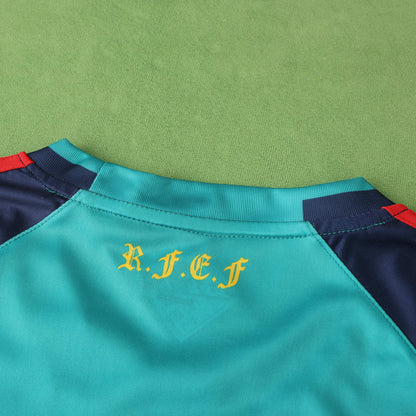 Spain World Cup 2010 Iker Casillas Kids Final Retro Goalkeeper Football Jersey