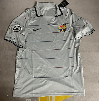 Ludovic Giuly 8 - Barcelona 2004/2005 Blue Garnet Retro Football Jersey