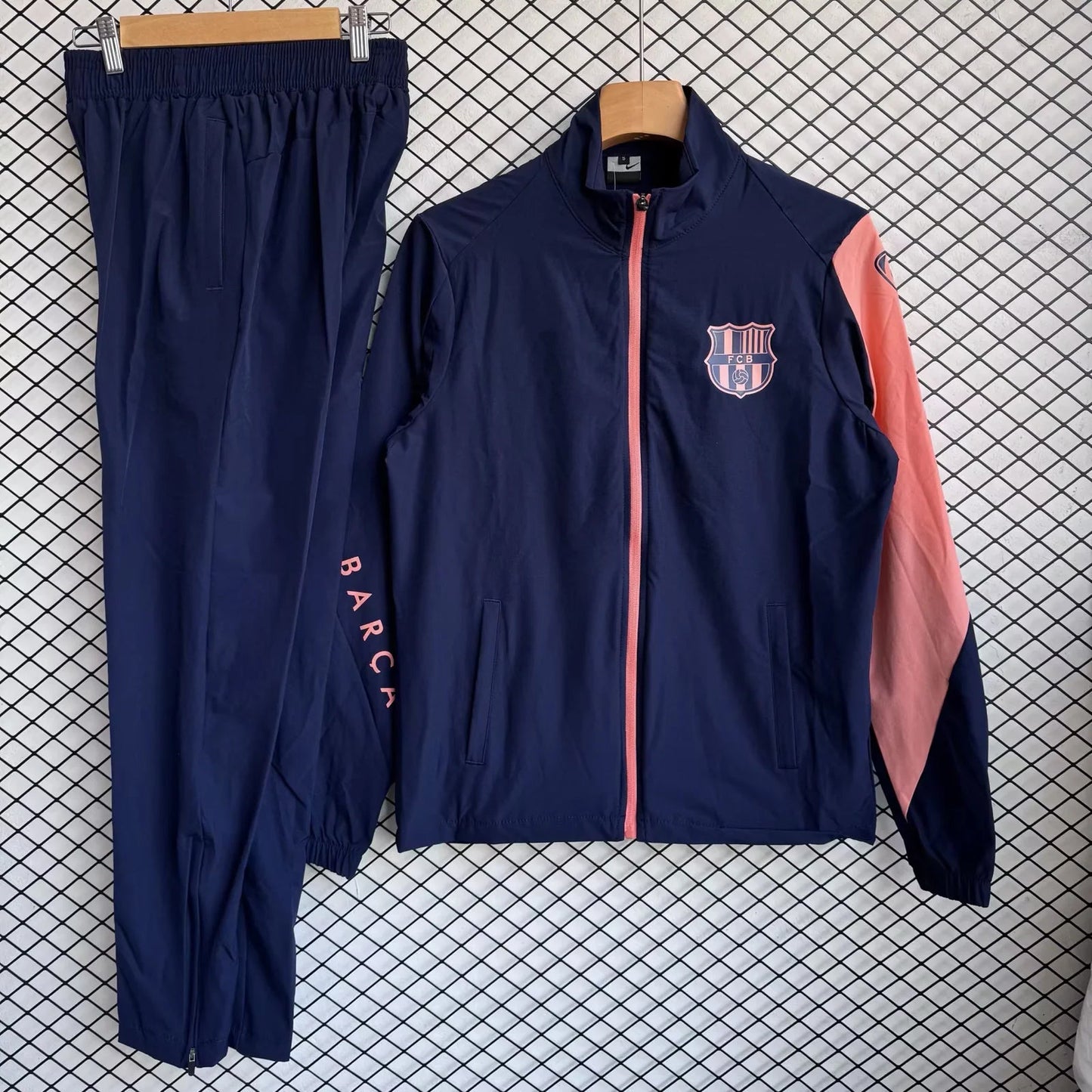 Barcelona 2025/2026 Tracksuit Windbreaker Jacket Pants Paradise Edition
