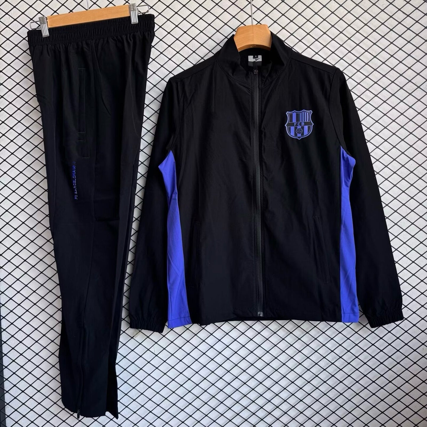 Barcelona 2025/2026 Tracksuit Windbreaker Jacket Pants Special Edition Edition 2
