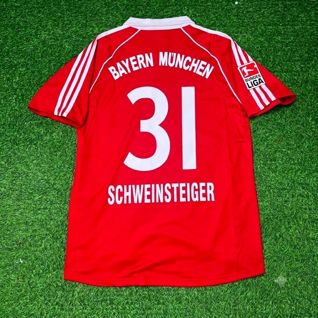 Bastian Schweinsteiger Bayern Munich 2005 06 Bundesliga Red Home Retro Football Jersey Kit