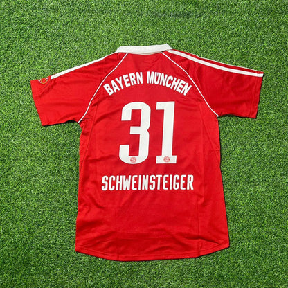 Bastian Schweinsteiger Bayern Munich 2006/07 Red Retro Football Jersey Collection