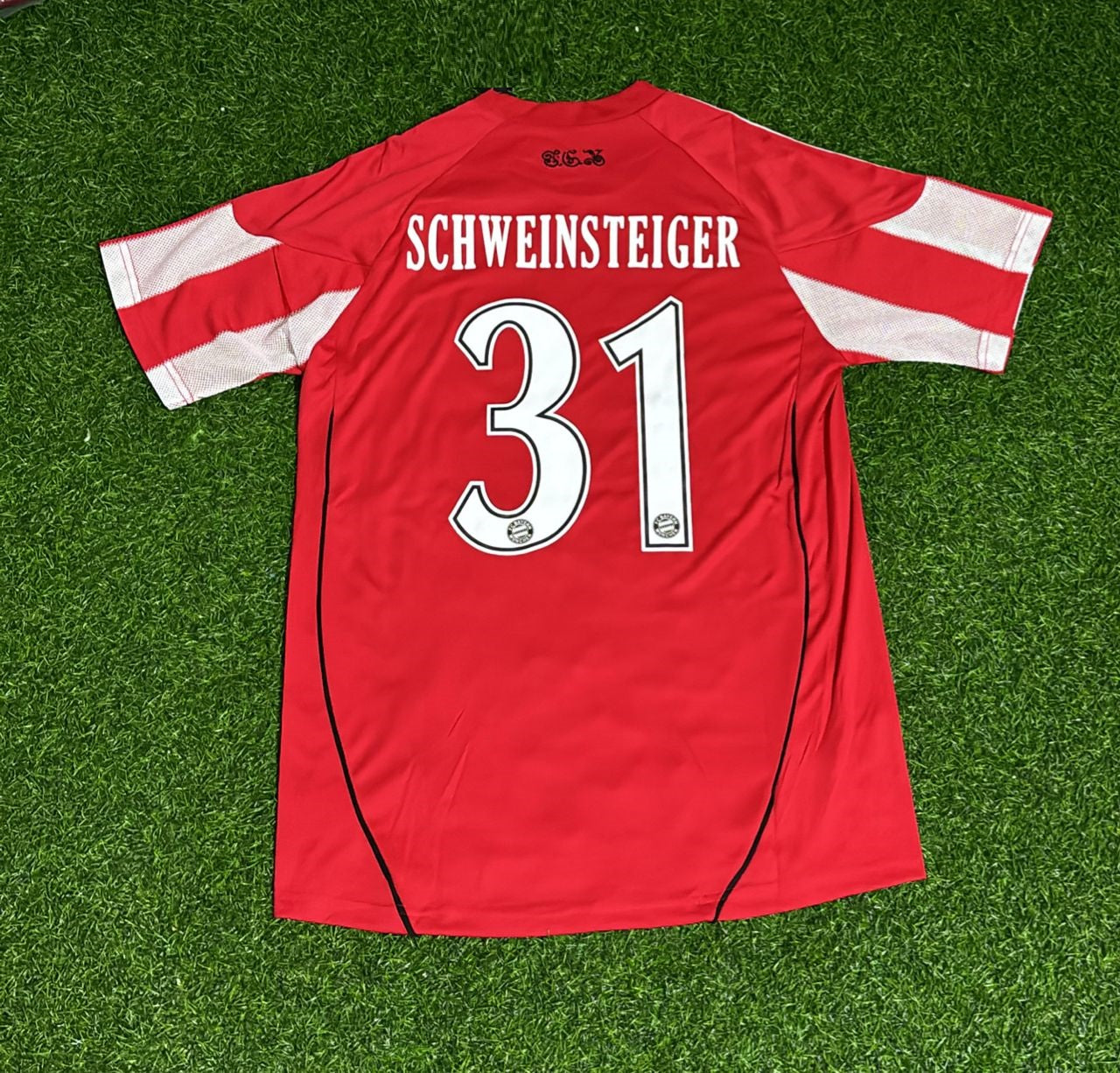 Bastian Schweinsteiger Bayern Munich 2010/11 Home Football Jersey