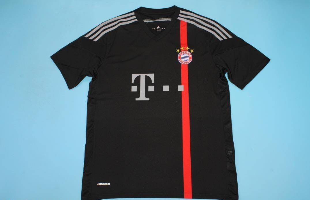 FC Bayern München 2014/15 Saison Auswärts Retro
